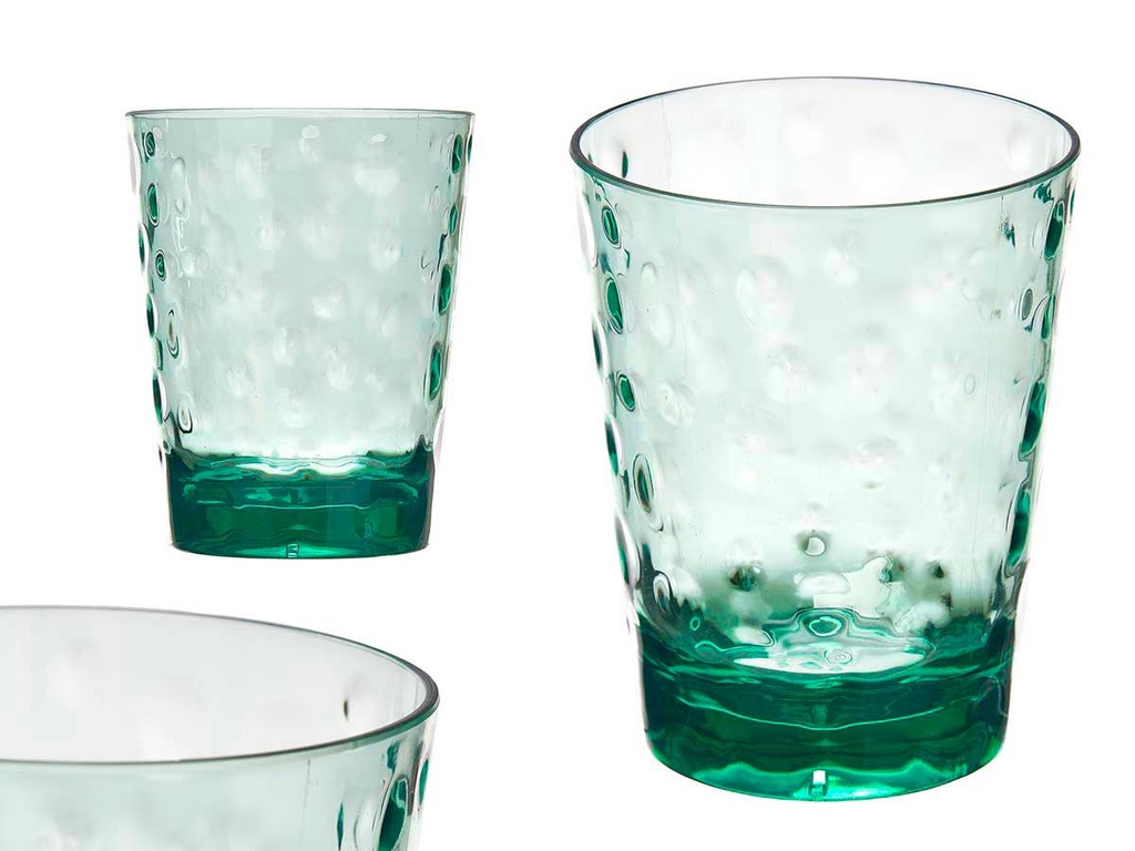 Vaso plástico verde con puntos, ideal para fiestas y uso diario